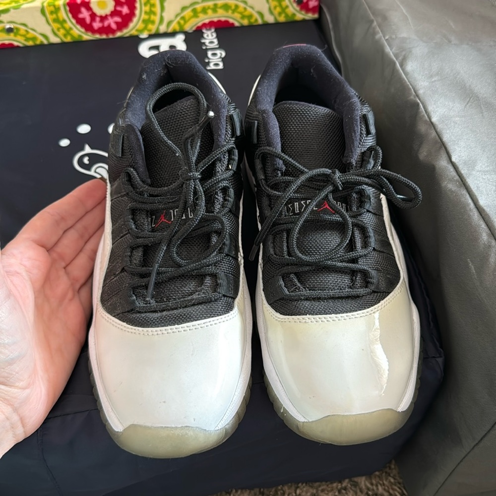 Jordan 528896-110 retro low 11s